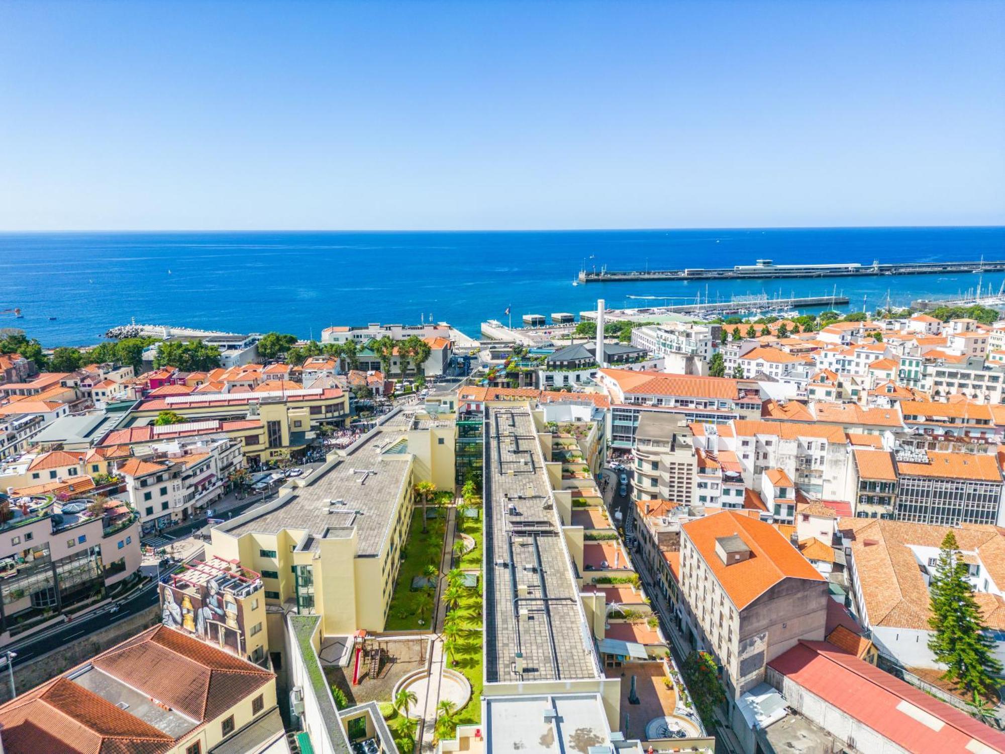 Pateo Do Carmo - By Wehost Apartment Funchal  Exterior photo