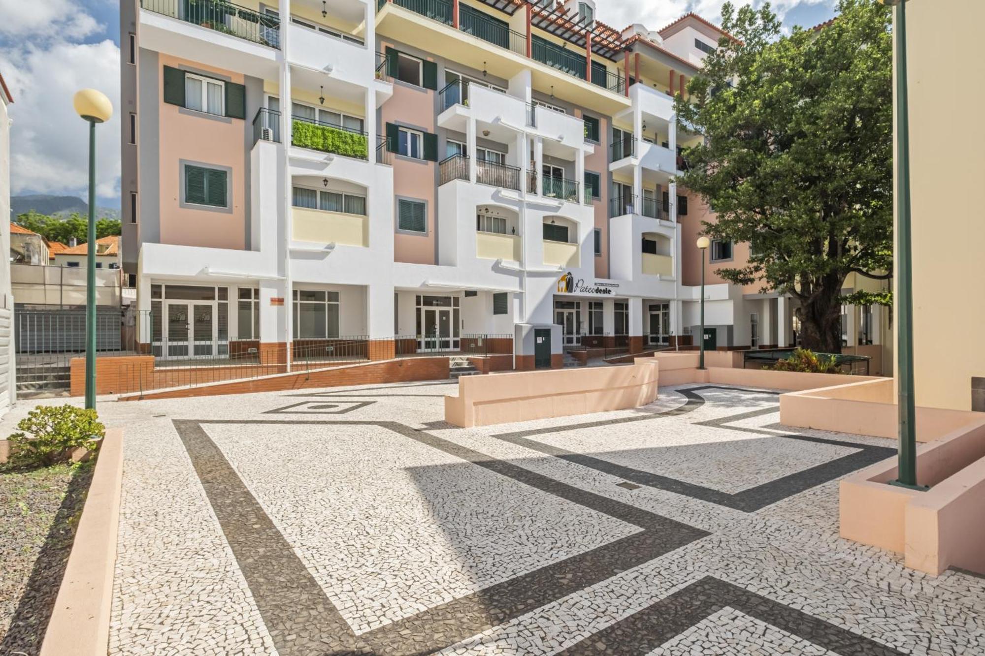 Pateo Do Carmo - By Wehost Apartment Funchal  Exterior photo